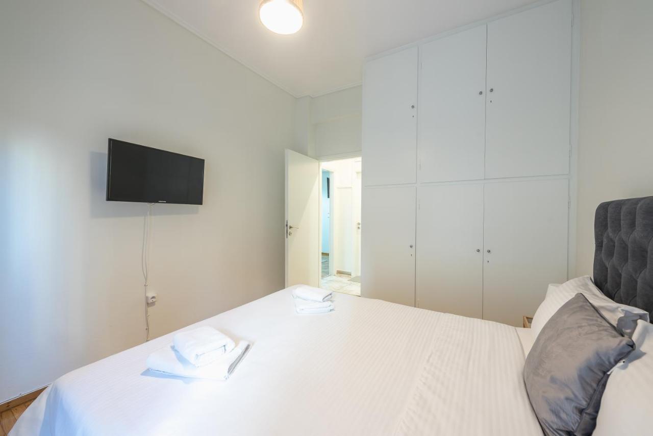 Athens Apartment Nina,1 Minute From Metro Station Extérieur photo