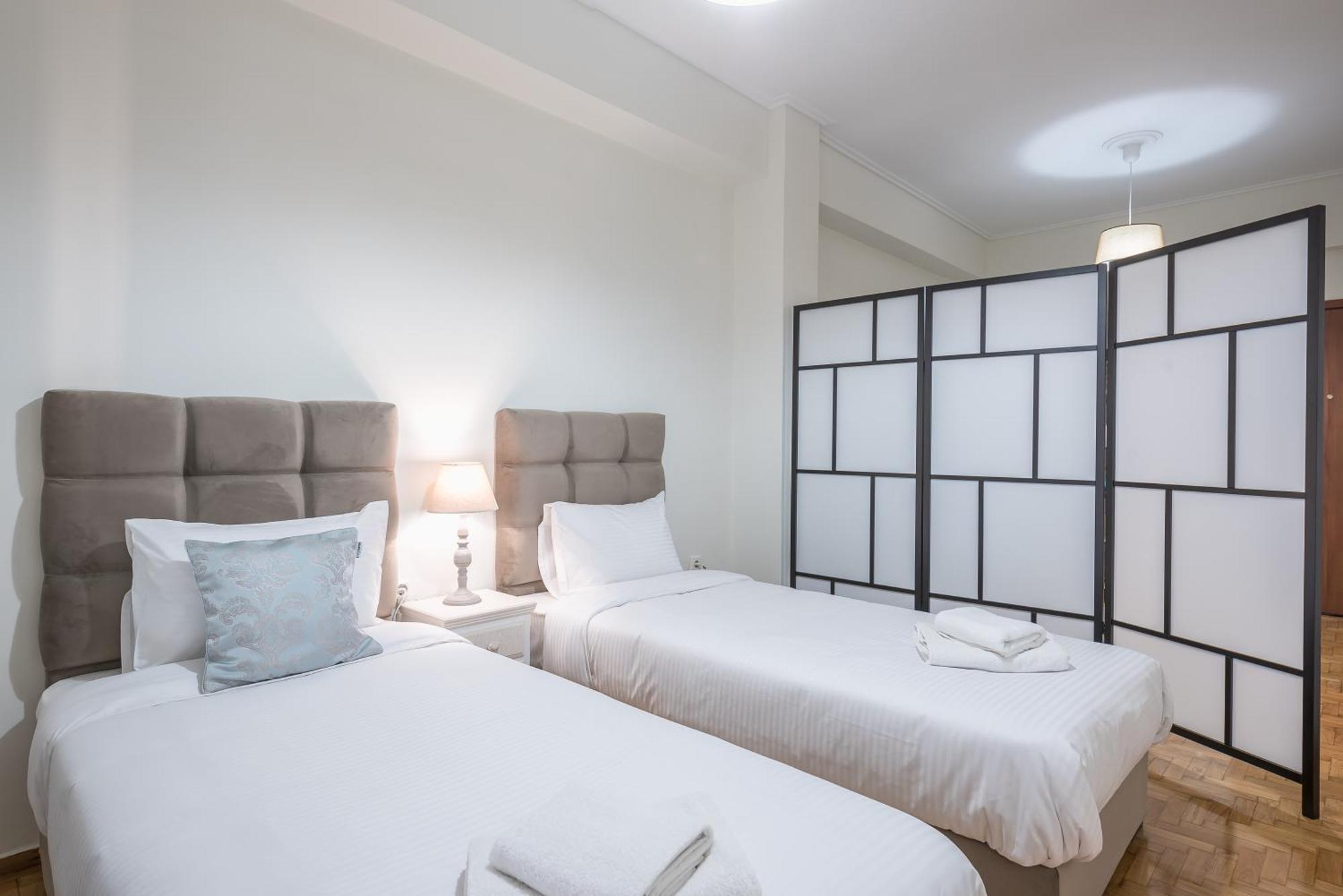 Athens Apartment Nina,1 Minute From Metro Station Extérieur photo